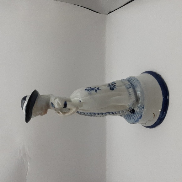 Vintage Porcelain Blue & White Lady 8.5" - Picture 2 of 10